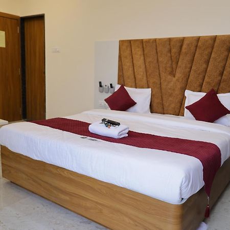 Hotel The Prime Land Hoshangabad Екстер'єр фото