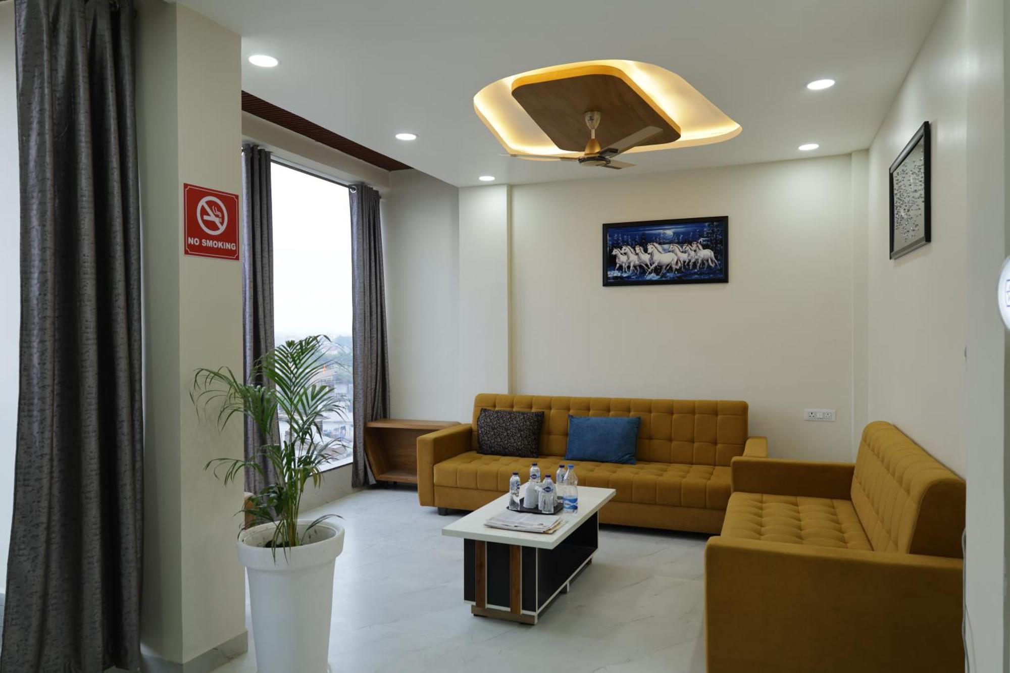 Hotel The Prime Land Hoshangabad Екстер'єр фото